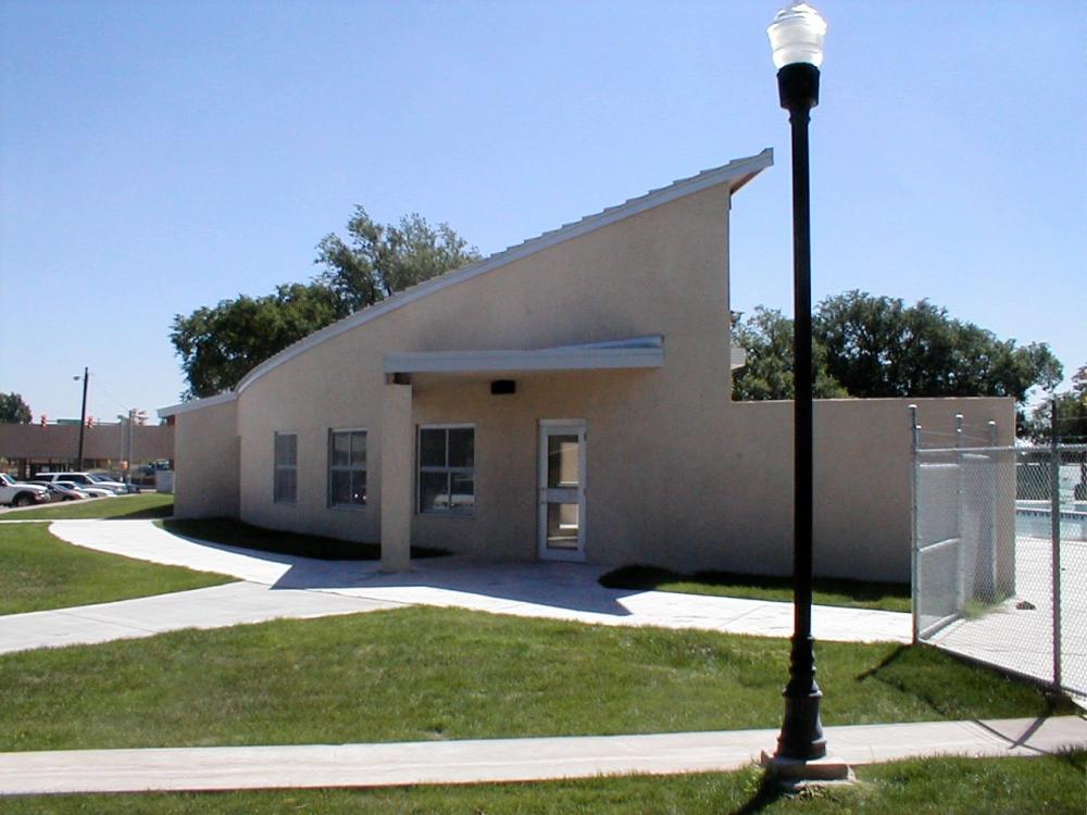 TEXS POOL HOUSE