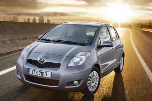 CAR (Parametric Toyota Yaris Swap between 3 and 5 doors)